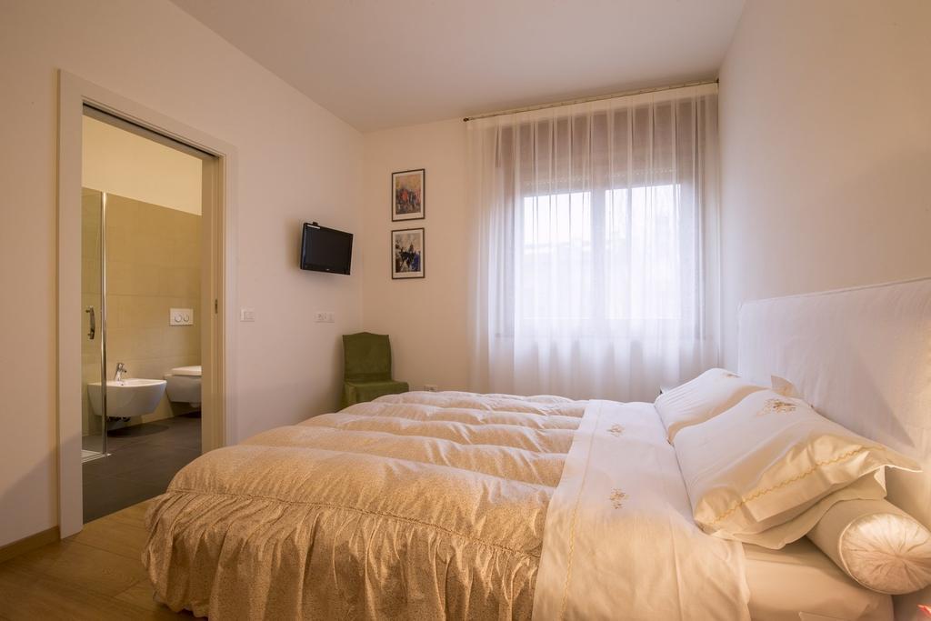 Ca' Ada Bed and Breakfast Faver Exteriör bild